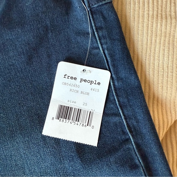 NWT Free People Penny Pull-On Flare Jeans Rich Blue Size 25 - Picture 7 of 14